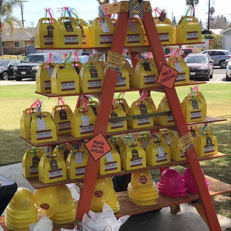 Gift Favor Stand